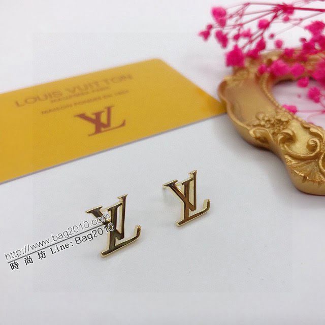 Louis Vuitton新款飾品 路易威登經典字母耳釘 LV金色銀色簡約字母耳環  zglv2232